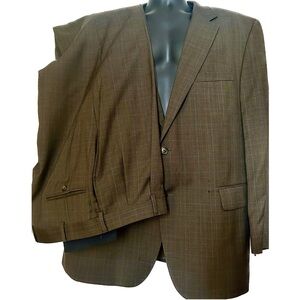 Jos A Bank mens dress suit 100% Wool coat size 46R /pants 41R